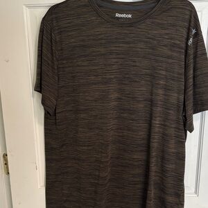 Reebok Men’s Brown Heathered Short Sleeve Tee